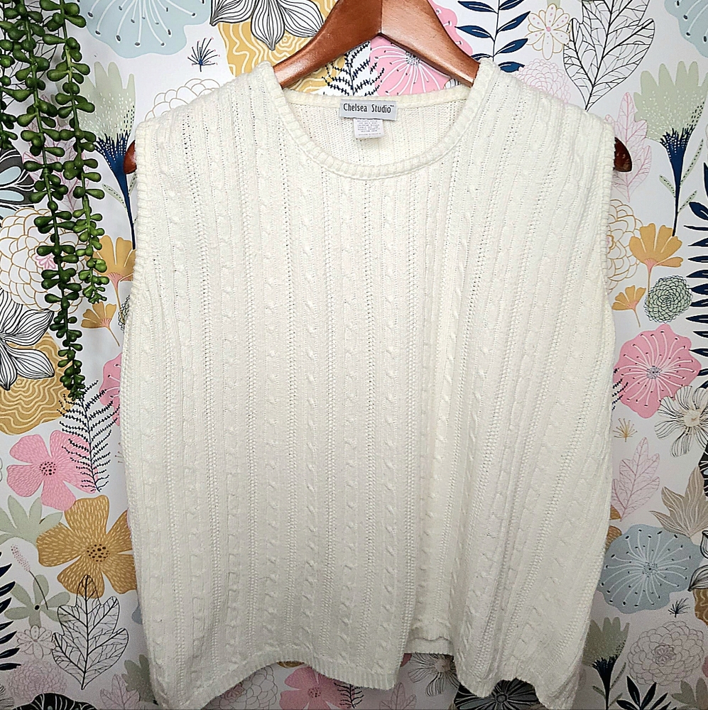 VINTAGE Simply Sweet Sweater Vest